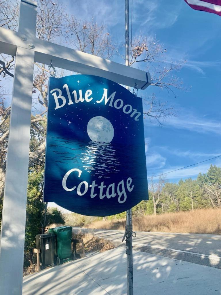 Blue Moon Cottage Blue Eye المظهر الخارجي الصورة